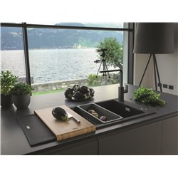 Mitigeur cuisine Mythos Inox noir à bec