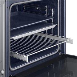 Four pyrolyse Twin Convection Série 4 NV7B4430ZAS 76 Litres Multifonction