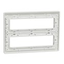 Support fixation + plaque finition pour boîte de concentration Unica NU021820 Blanc antibactérien 2 rangs de 8 modules