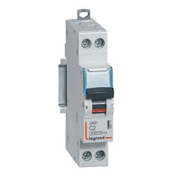 Disjoncteur DNX3 4500 U+N 230V 2A - 4,5kA courbe C 1 module 406771