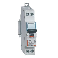 Disjoncteur DNX3 4500 U+N 230V 25A - 4,5kA courbe C 1 module 406776