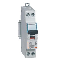 Disjoncteur DNX3 4500 U+N 230V 32A - 4,5kA courbe C 1 module 406777