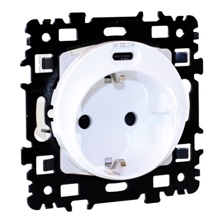 Prise 16A Combinée 2P+T USB type C Schuko Blanc Prise 16A Combinée 2P+T USB type C Schuko Blanc