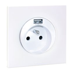 Prise 16A Combinée 2P+T et USB type A complète