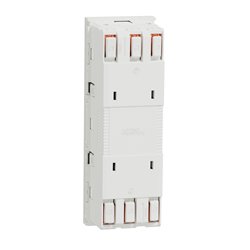 Prise triple 2P+T FR 45° Unica NU307918 Blanc mécanisme seul