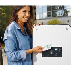 Borne de recharge triphasée détection 6mA DC Green'Up Premium métal pour 1 véhicule électrique Modes 2 et 3 - 22kW 32A 058014