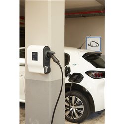 Borne de recharge monophasée lecteur RFID Green'up Premium 1 véhicule électrique Modes 2 et 3 - 3,7kW à 4,6kW 16A à 20A 059008