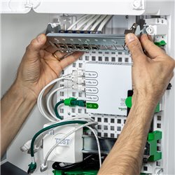 Coffret de communication grade 3 TV Resi9 Connect R9H13402VDIXS 2 rangées de 13 modules