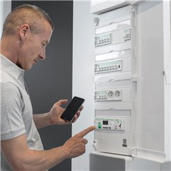 Coffret électrique Resi9 R9H13404 4 rangées de 13 modules 90 A