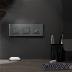 Plaque de finition Unica Deco Subtile NU600643 Anthracite liseré argent 3 postes