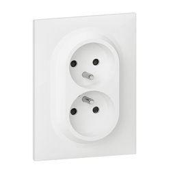 Double prise de courant compacte monobloc Easyréno 2P+T Dooxie 16A avec plaque carrée blanche 600321