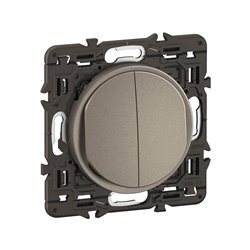 Lot de 5 Double interrupteurs ou va-et-vient lumineux 10A Céliane Titanium avec support CY3001