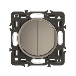 Lot de 20 Interrupteurs ou va-et-vient et poussoir Céliane Titanium avec support CY0037