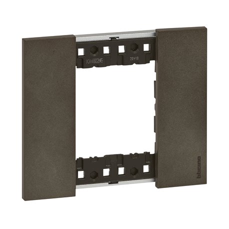 Lot de 5 plaques de finition Living Now Collection Les Noirs 2 modules Acier Space BTKA4802NG Lot de 5 plaques de finition Living Now Collection Les Noirs 2 modules Acier Space BTKA4802NG