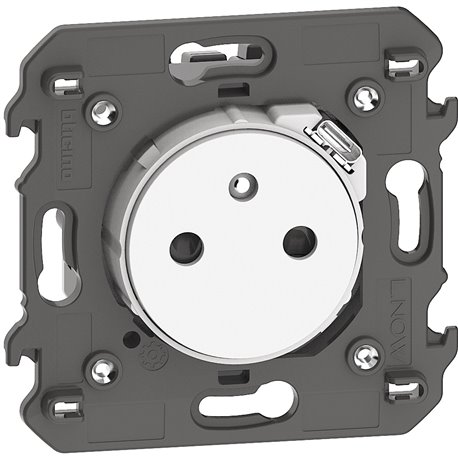 Prise de courant Surface avec prise USB Type-C Living Now 2 modules blanc BTKW4142USB