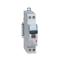 Disjoncteur DNX³ 4500 U+N 230V 32A - 4,5kA courbe D 1 module 406805 borne à vis