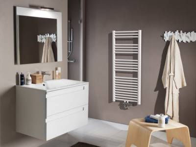 Sèche serviette eau chaude 2012, 408 Watts Raccordement sur collecteur