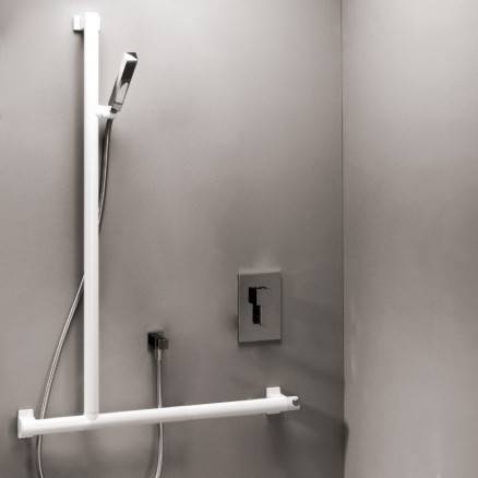 Barre d'appui douche PMR