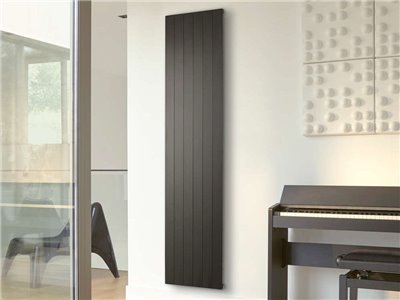 Radiateur eau chaude Planea PLHL 830 Watts, Hauteur 1800 mm